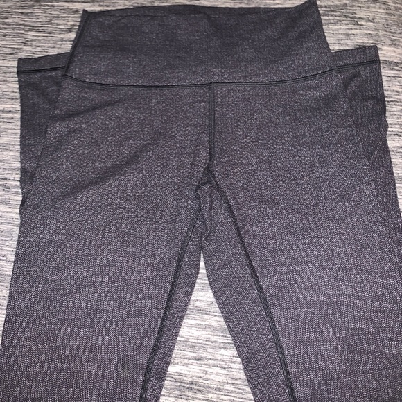 Lululemon Full Pant Wunder Unders - Picture 1 of 3